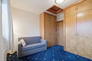 Photo 14- click for photo gallery